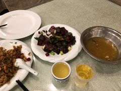 -唐师傅湘西名菜馆(武陵路店)