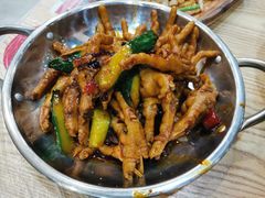 -江城燕子大排档(江汉路步行街店)