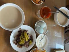 -努尔古丽奶茶