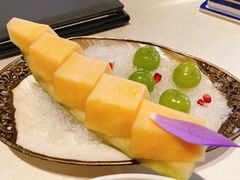 餐前水果-皇朝会.经典传统粤菜(外滩店)