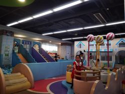 -孩子王童乐园(成都海滨城店)