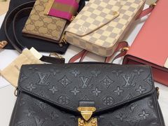 -六六奢品·vintage中古·回收二手奢侈品包包手表首饰(环球港店)