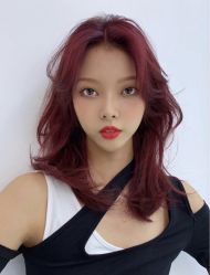 -变画·发型STUDIO