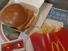 -麦当劳(龙之梦购物中心店)