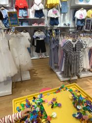 -巴拉巴拉balabala(中央商场店)