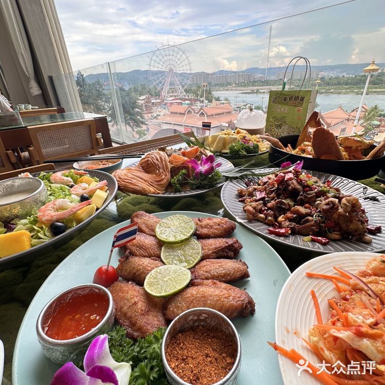 西双十二寨・烟火集 | 13 个民族的舌尖迁