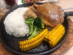 铁板黑椒牛扒饭-佰搭果·广式茶餐厅(西华路店)