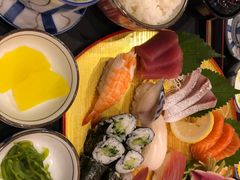 三文鱼亲子饭-八间(合生汇店)