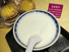 冻双皮奶-百花传统甜品店(原址店)