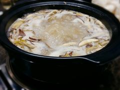 -菌海森林·非遗野生菌火锅(西山区滇池路摩根道店)