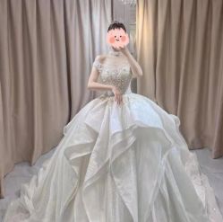 -艾米婚纱&婚礼策划