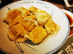 -临界音乐酒馆·小龙虾·江湖菜(华熙LIVE·鱼洞店)
