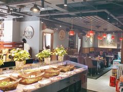 -牛里牛气· 榴莲海鲜鲜牛肉自助火锅·烤肉(横岗店)