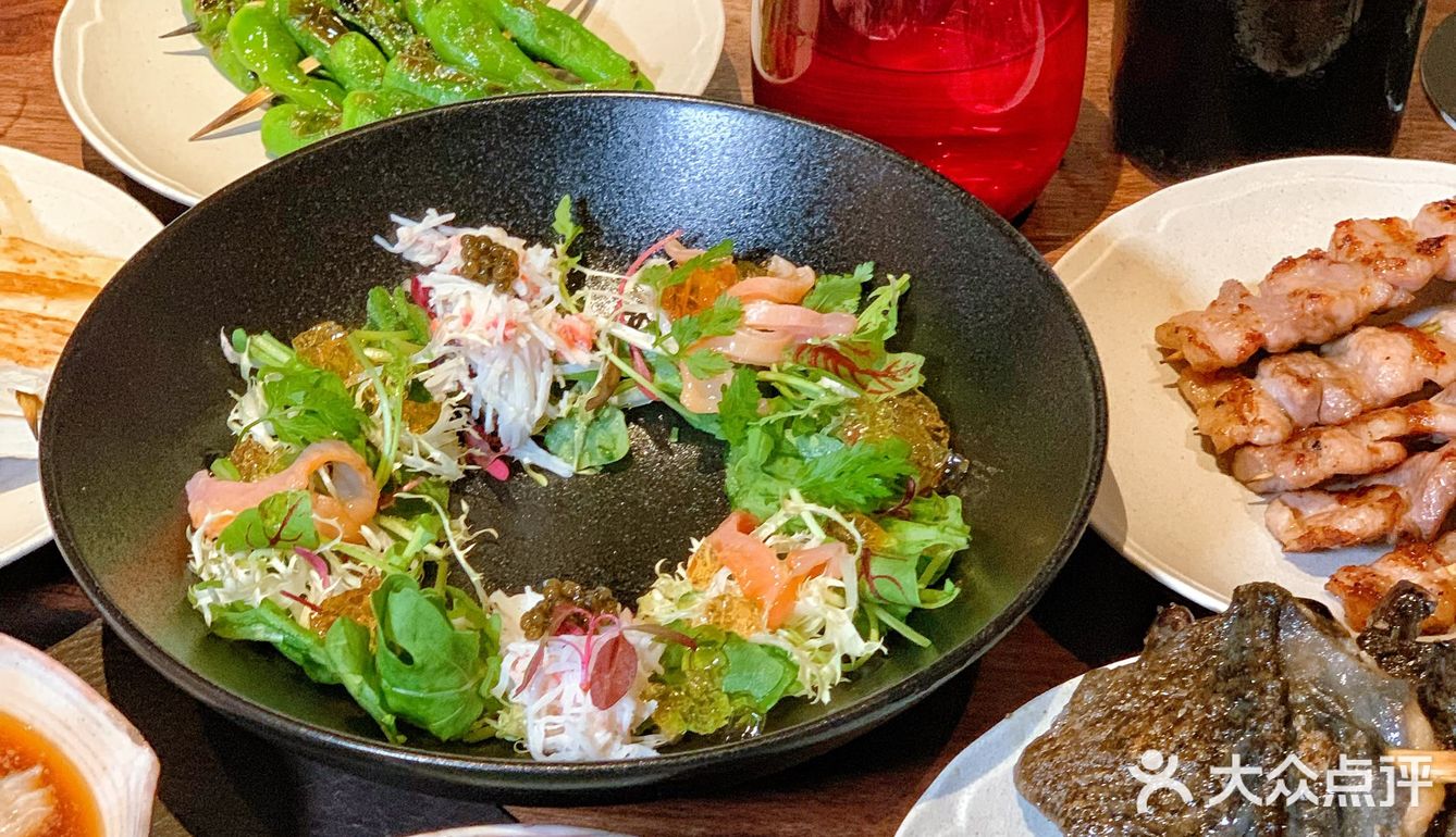 在日落的余晖中，来三里屯品味新中式美食！