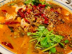 -云海肴·汽锅鸡·云南菜(天山百盛优客店)