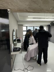 -宫铭烫发染发接发店