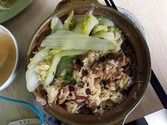 腊味拼排骨饭-荣记煲仔饭(高庙路店)