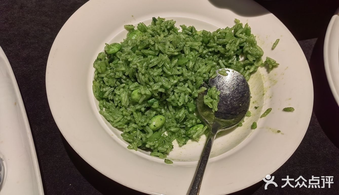 高端餐厅的优质体验-提督荟聚店