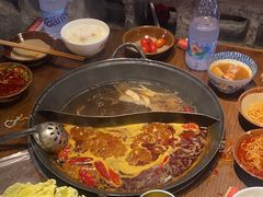 -萍姐火锅·公路夜市(武汉首店)