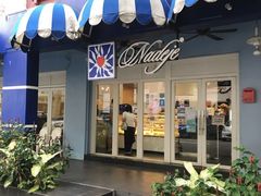 -Nadeje(Plaza Mahkota)