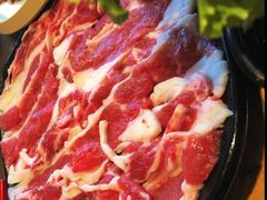 -青古韩式炭火烤肉店