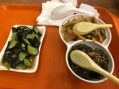-顺溜·手工刀削面·黑金店(铜锣湾店)