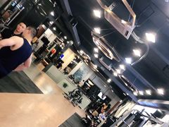 -豪逸健体(中骏广场店)