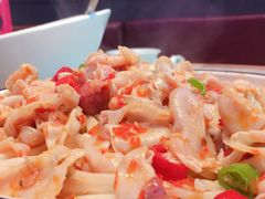 泡椒鱼杂配面-老板恋上鱼(恒隆广场店)