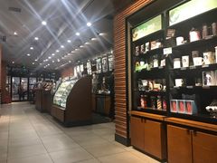 -星巴克(上海虹桥新天地二店)