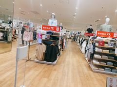 -优衣库(太原龙湖万达广场店)