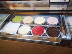 -哈根达斯(芳圆里店)