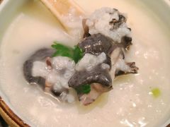 -稻鲜记潮汕砂锅粥