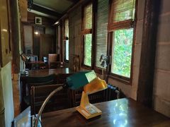 -斯多格书乡(北京大学畅春园店)