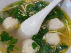 -小杨生煎(金山百联购物中心3楼店)