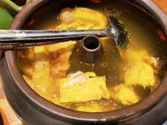 云海肴汽锅鸡-云海肴·汽锅鸡·云南代表菜(天山百盛优客店)