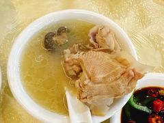 -红旗山庄(圭峰山店)