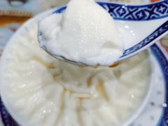 -广信牛奶甜品世家(台东店)