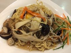八珍菇干挑面-民间老鸡汤面馆(中山北路店)