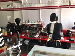 -UNI UNI(环亚凯瑟琳店)