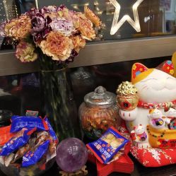 -摩睫+皮肤管理·科学美容中心