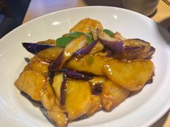 -关东小磨东北菜(上海长风大悦城店)