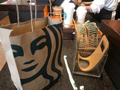 -星巴克(杭州银泰城西一店)