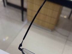 -光明眼镜·蔡司授权(徐泾店)