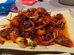 -巴厘龙虾·榜首油焖大虾(音乐学院·沿江酒馆店)