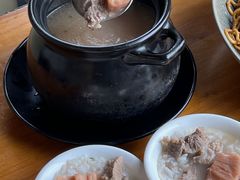 -莲餐厅·湖北菜·潜江小龙虾店(愚园路店)