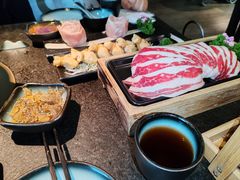 -湊湊火锅·茶憩(新中关购物中心店)