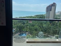 -三亚湾海居雅高铂尔曼度假酒店