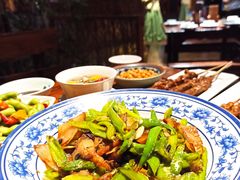 辣椒炒肉-功夫小龙虾·烧烤·江湖菜(金沙洲店)