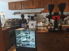 -Line 咖啡(石厦花园店)