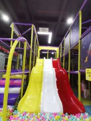 -蹦贝运动中心·蹦床·攀岩·闯关(龙岗店)